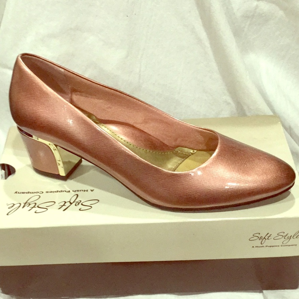 Hush Puppies pumps